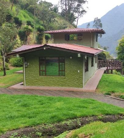 "Casa Verde" En Banos De Agua Santa Con Vista Al Volcan Tungurahua Εξωτερικό φωτογραφία