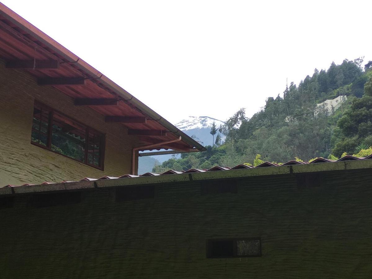 "Casa Verde" En Banos De Agua Santa Con Vista Al Volcan Tungurahua Εξωτερικό φωτογραφία