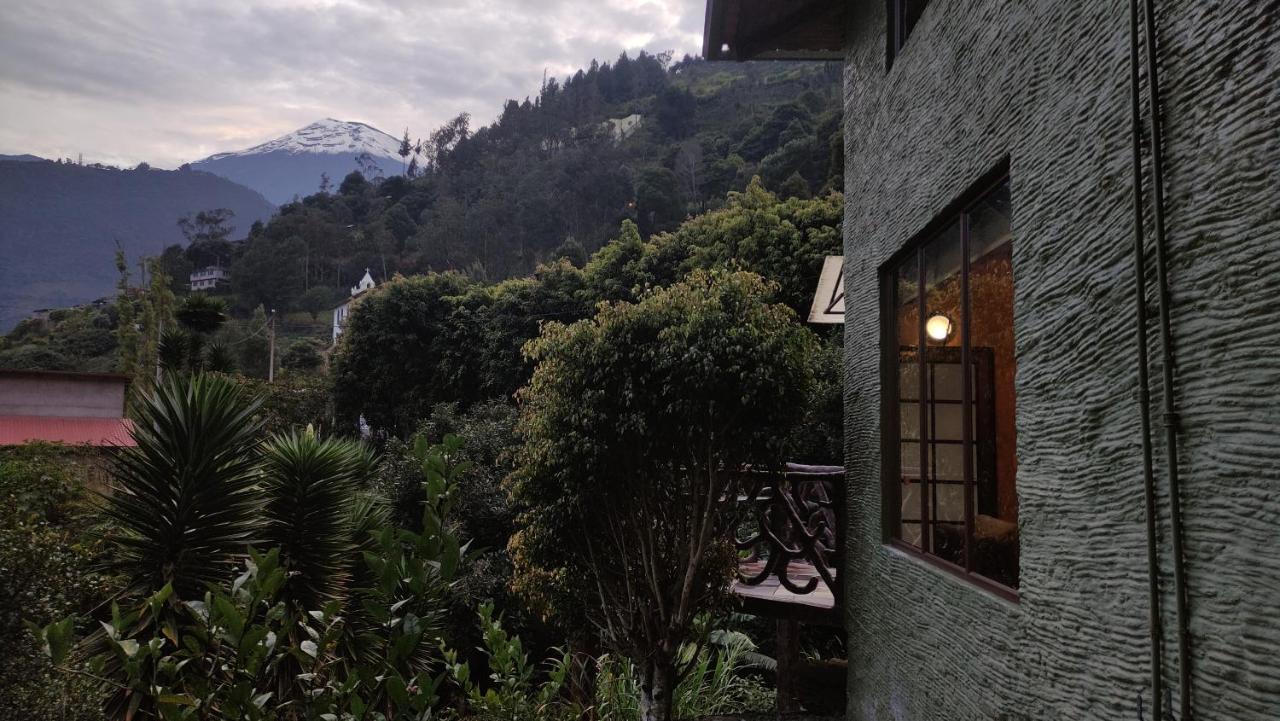 "Casa Verde" En Banos De Agua Santa Con Vista Al Volcan Tungurahua Εξωτερικό φωτογραφία